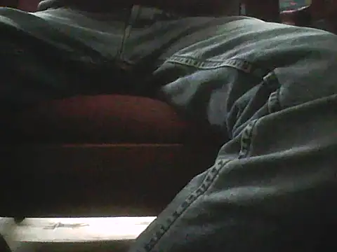 Snapshot of incestmom chatting on March 12, 2026, 11:25 am incestmom online show from March 12, 2026, 11:25 am