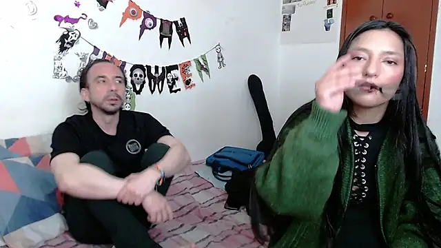 Isis Robert online show from November 2, 2025, 10:59 pm