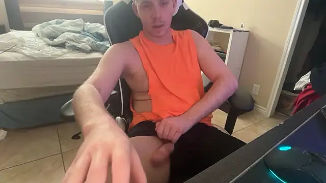 eddieeeeee1232 online show from March 3, 2026, 8:38 pm