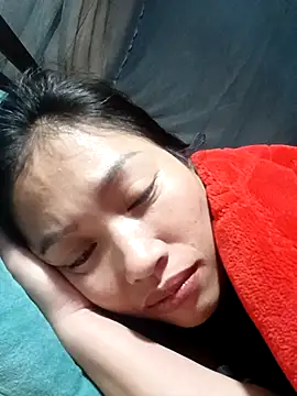 Snapshot of -Paige- chatting on October 22, 2025, 3:11 pm -Paige- online show from October 22, 2025, 3:11 pm