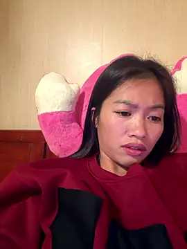 Snapshot of -Paige- chatting on January 8, 2026, 12:33 pm -Paige- online show from January 8, 2026, 12:33 pm