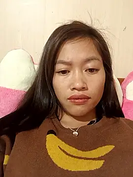 Snapshot of -Paige- chatting on January 6, 2026, 9:24 am -Paige- online show from January 6, 2026, 9:24 am