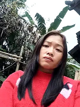 Snapshot of -Paige- chatting on December 5, 2025, 5:39 am -Paige- online show from December 5, 2025, 5:39 am