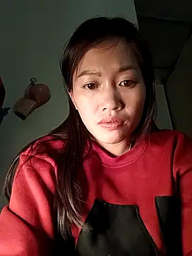 Snapshot of -Paige- chatting on January 7, 2026, 10:53 am -Paige- online show from January 7, 2026, 10:53 am