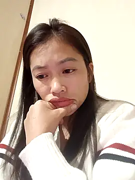 Snapshot of -Paige- chatting on December 19, 2025, 3:25 pm -Paige- online show from December 19, 2025, 3:25 pm