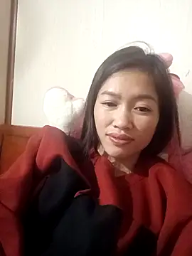 Snapshot of -Paige- chatting on February 8, 2026, 12:03 pm -Paige- online show from February 8, 2026, 12:03 pm