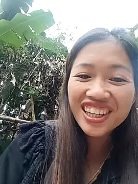 Snapshot of -Paige- chatting on October 31, 2025, 1:57 am -Paige- online show from October 31, 2025, 1:57 am