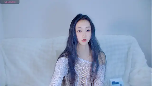 hyp0crite online show from April 17, 2026, 3:04 pm