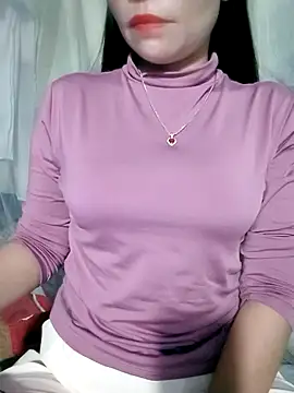 LalayCii online show from December 16, 2025, 9:30 pm