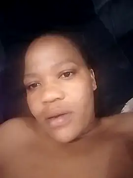 CaramelBoootie online show from November 5, 2025, 7:50 pm