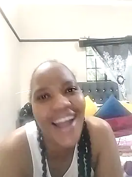 CaramelBoootie online show from November 30, 2025, 3:57 pm