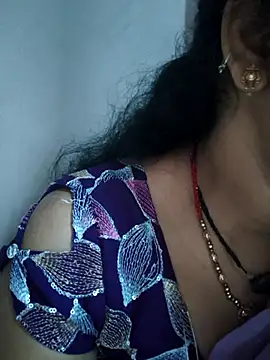 Snapshot of Rayal_bhabi chatting on July 22, 2026, 12:34 am Rayal bhabi online show from July 22, 2026, 12:34 am
