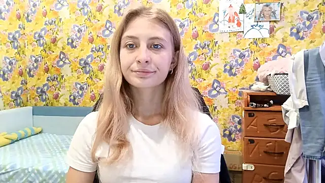 AmeliLia online show from October 24, 2025, 6:34 am