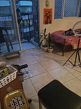 miapink33 online show from March 13, 2026, 10:26 pm