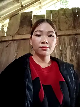 laddy-cute online show from November 5, 2025, 4:26 am