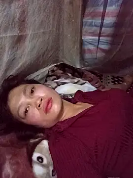 siusiu-00 online show from April 12, 2026, 9:40 pm