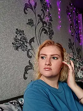 Snapshot of karkinn chatting on November 6, 2025, 10:19 am karkinn online show from November 6, 2025, 10:19 am