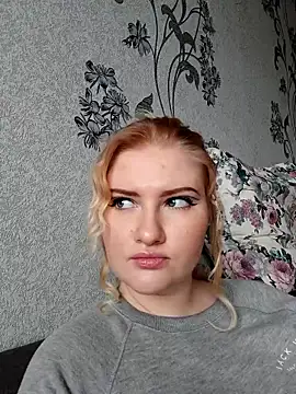 Snapshot of karkinn chatting on February 26, 2026, 10:48 am karkinn online show from February 26, 2026, 10:48 am