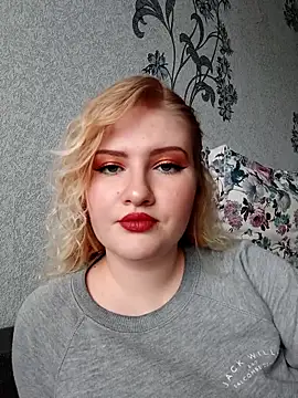 Snapshot of karkinn chatting on February 25, 2026, 11:32 am karkinn online show from February 25, 2026, 11:32 am