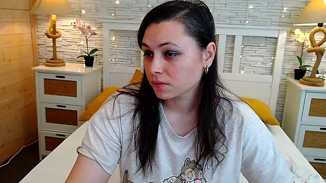 Snapshot of Soft_Lilly chatting on November 28, 2025, 6:02 am Soft Lilly online show from November 28, 2025, 6:02 am