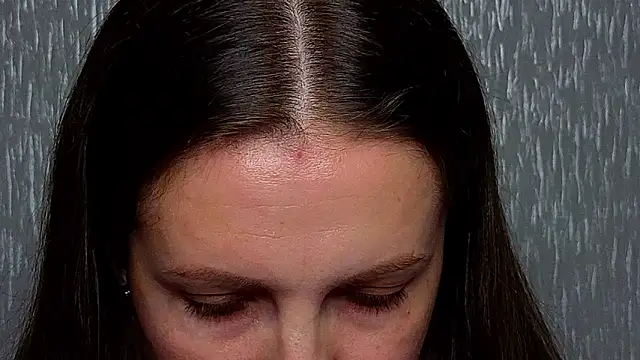 Amy  Leee  online show from October 31, 2025, 5:53 pm