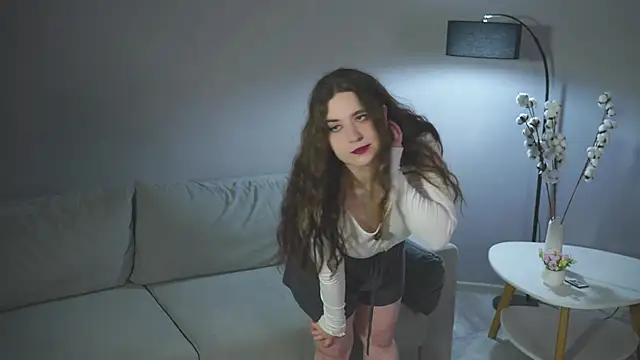 YuriFout online show from October 14, 2025, 11:44 am