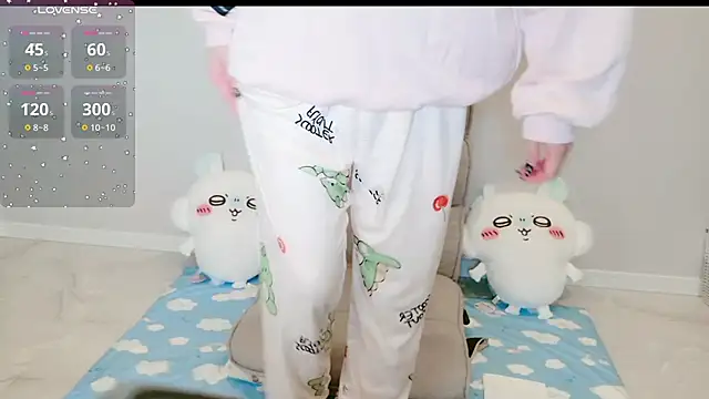 MIZUHO 05 online show from November 29, 2025, 1:22 pm