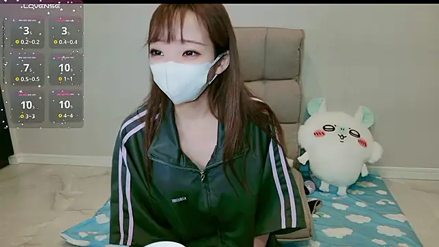 MIZUHO 05 online show from November 26, 2025, 1:33 pm