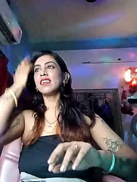 Darling Annie online show from November 1, 2025, 7:08 pm