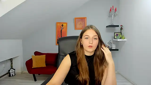 Snapshot of AnneWilsonn chatting on October 14, 2025, 10:49 am AnneWilsonn online show from October 14, 2025, 10:49 am