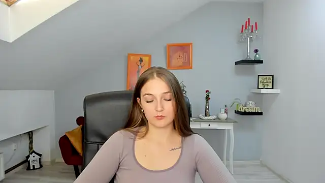 Snapshot of AnneWilsonn chatting on October 20, 2025, 11:33 am AnneWilsonn online show from October 20, 2025, 11:33 am