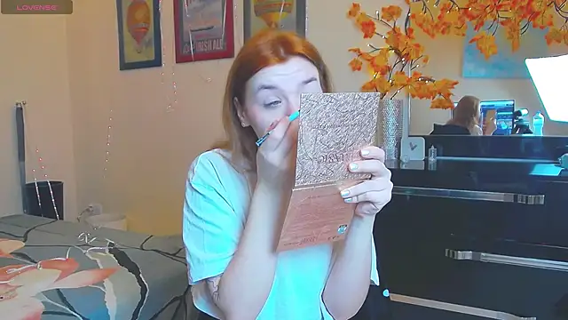 MeganNewCat online show from December 21, 2025, 8:31 pm