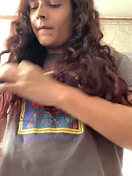 La-Gatiita-trans online show from February 10, 2026, 6:40 pm