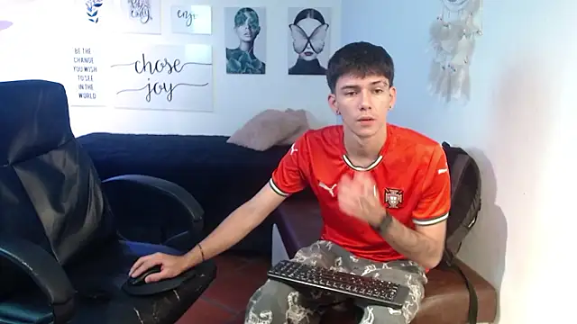 AmethystShadow17 online show from March 13, 2026, 8:03 pm