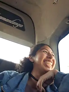 sol093 online show from April 21, 2026, 8:37 pm