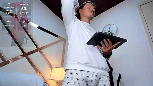 Justin valverde online show from April 11, 2026, 3:25 am