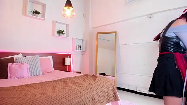 Cat  Moon   online show from October 31, 2025, 8:05 pm