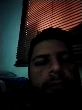 Snapshot of Eduar0015 chatting on October 14, 2025, 10:42 pm Eduar0015 online show from October 14, 2025, 10:42 pm