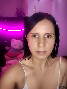 irebbeca sexy12 online show from October 17, 2025, 7:15 pm