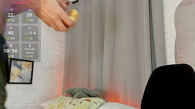 Snapshot of MATEO_HUNTER chatting on January 12, 2026, 2:57 pm MATEO HUNTER online show from January 12, 2026, 2:57 pm