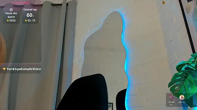 Snapshot of MATEO_HUNTER chatting on February 4, 2026, 12:55 pm MATEO HUNTER online show from February 4, 2026, 12:55 pm