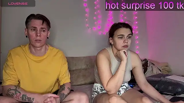 live sexy online show from February 25, 2026, 1:33 pm