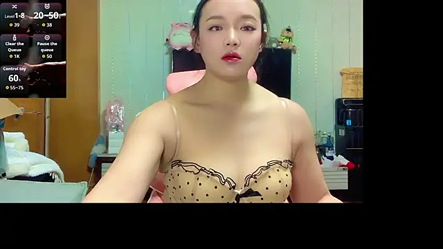 Snapshot of Mimi-777 chatting on October 21, 2025, 10:03 am Mimi-777 online show from October 21, 2025, 10:03 am