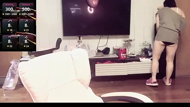 Snapshot of Mimi-777 chatting on November 13, 2025, 6:34 pm Mimi-777 online show from November 13, 2025, 6:34 pm