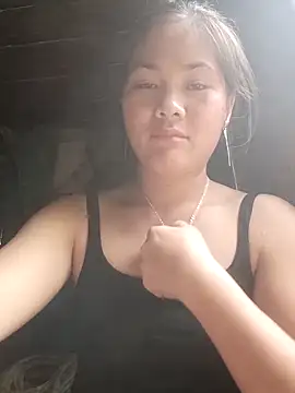 Lyssa-a online show from April 4, 2026, 3:46 am