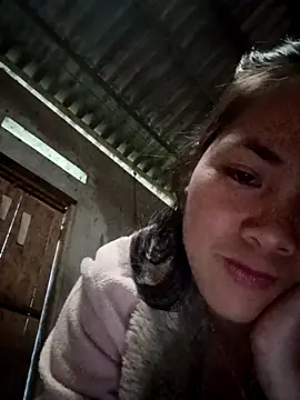 Snapshot of Lyssa-a chatting on November 3, 2025, 2:17 am Lyssa-a online show from November 3, 2025, 2:17 am