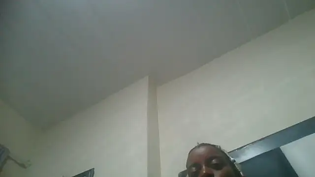 fifiqueen25 online show from February 25, 2026, 11:04 pm