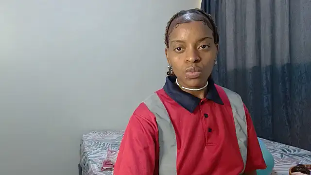 fifiqueen25 online show from March 24, 2026, 9:42 am