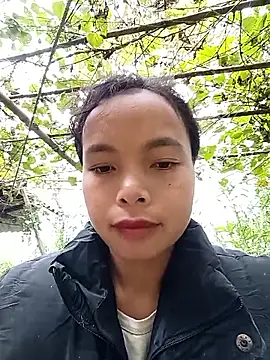 Snapshot of Nguyet2k4 chatting on October 27, 2025, 5:52 am Nguyet2k4 online show from October 27, 2025, 5:52 am