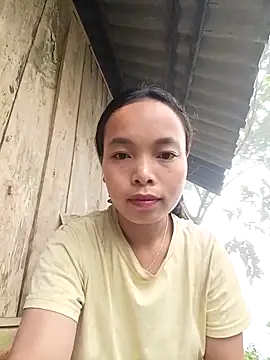 Snapshot of Nguyet2k4 chatting on November 11, 2025, 1:33 am Nguyet2k4 online show from November 11, 2025, 1:33 am